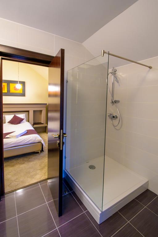 Hotel Pietrele Lui Solomon Braszów Zewnętrze zdjęcie