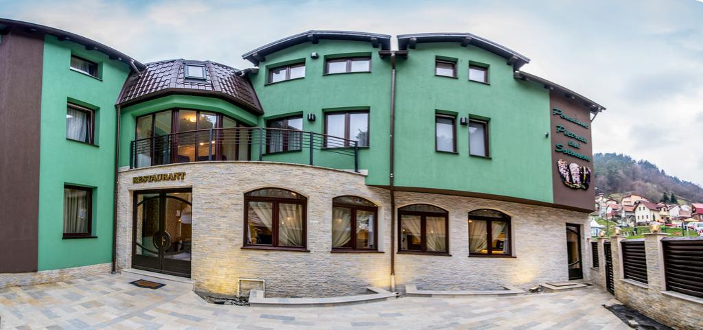 Hotel Pietrele Lui Solomon Braszów Zewnętrze zdjęcie
