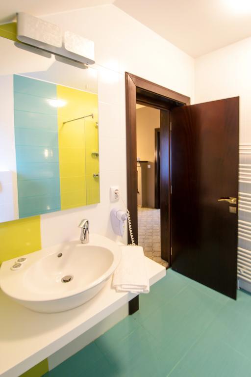 Hotel Pietrele Lui Solomon Braszów Zewnętrze zdjęcie