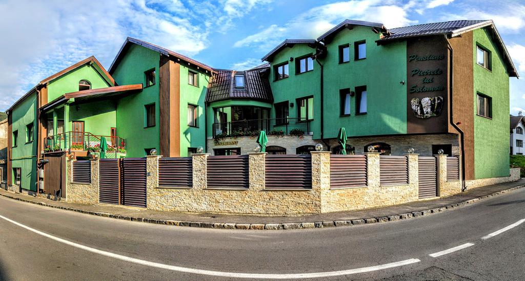 Hotel Pietrele Lui Solomon Braszów Zewnętrze zdjęcie