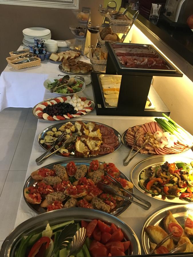 Hotel Pietrele Lui Solomon Braszów Zewnętrze zdjęcie